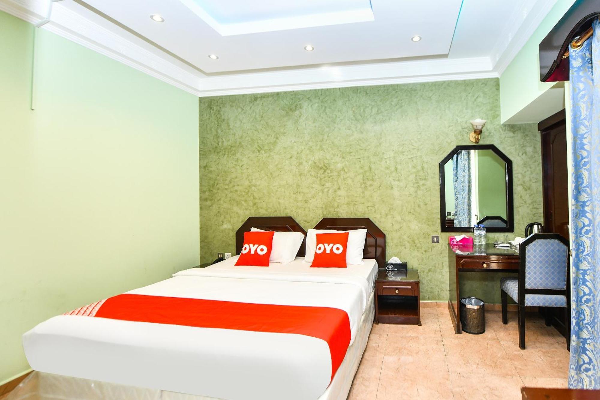 Oyo 137 Marina Hotel Maskat Zewnętrze zdjęcie